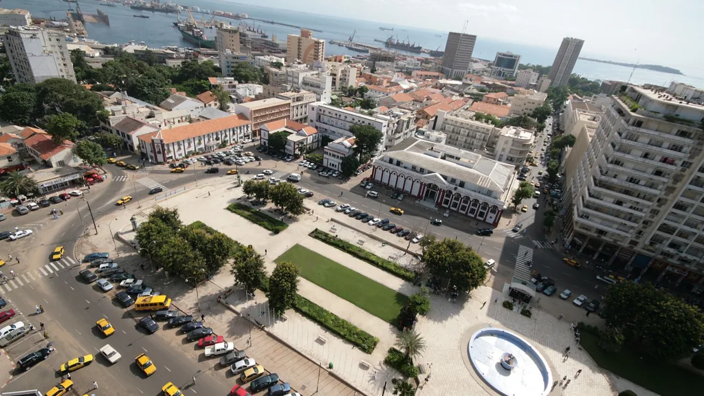 Vue du centre de Dakar, Sénégal — zone d'activité du comptoir Senbitcoin